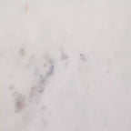 Tavolino d'appoggio rotondo con ripiano in marmo e base in metallo dorato