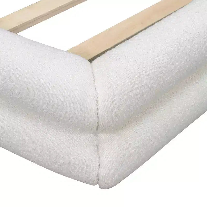 Giroletto con testiera ad ala e rivestimento in Bouclé – Queen/King, Bianco