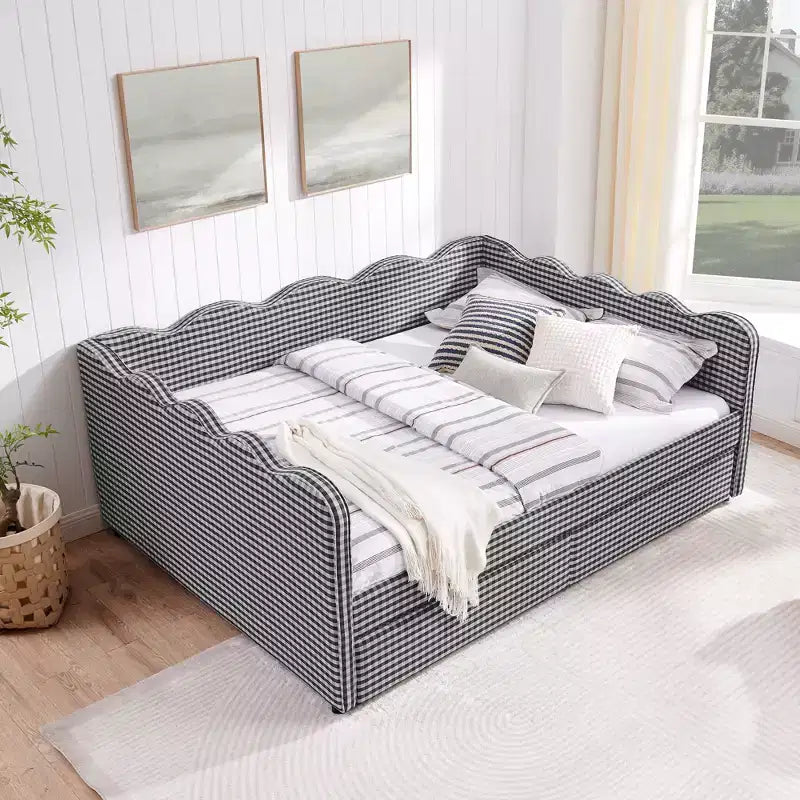 Daybed Queen Size in Gingham con Struttura Ondulata, 2 Cassetti Contenitori e Porta USB, Rivestito in Lino